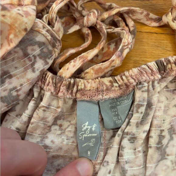 Sky & Sparrow pink floral short sleeve open cross back dress - Picture 6 of 6